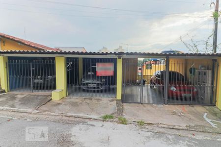 Casa à venda com 140m², 5 quartos e 5 vagasFachada Casa 