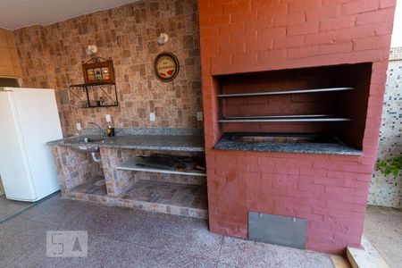 Apartamento à venda com 170m², 3 quartos e 3 vagas Apartamento à venda com 170m², 3 quartos e 3 vagasÁrea comum - Churrasqueira