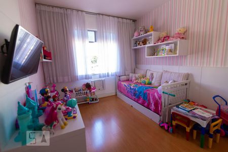 Apartamento à venda com 170m², 3 quartos e 3 vagas Apartamento à venda com 170m², 3 quartos e 3 vagasQuarto 1