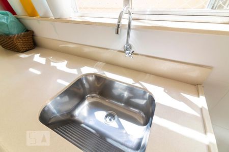 Apartamento à venda com 170m², 3 quartos e 3 vagas Apartamento à venda com 170m², 3 quartos e 3 vagasÁrea de Serviço