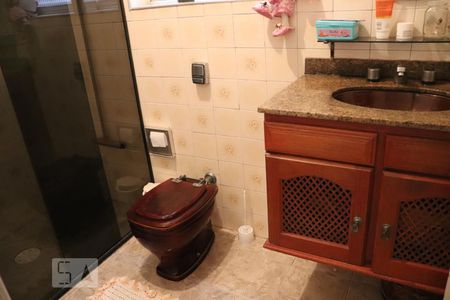 Casa à venda com 126m², 2 quartos e 2 vagasBanheiro 2