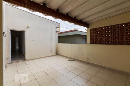 Casa à venda com 160m², 3 quartos e 2 vagasVaranda