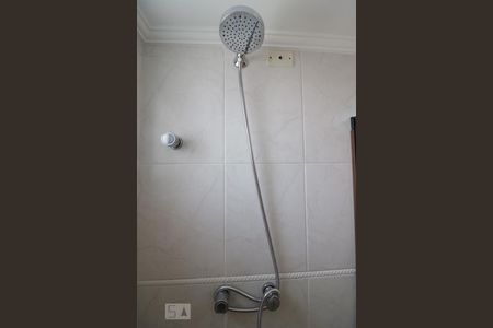 Apartamento à venda com 168m², 4 quartos e 2 vagas Apartamento à venda com 168m², 4 quartos e 2 vagasBanheiro Social - chuveiro