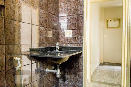 Apartamento à venda com 45m², 2 quartos e sem vagaBanheiro