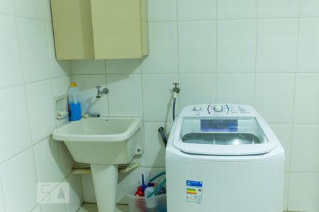 Casa à venda com 400m², 4 quartos e 4 vagas Casa à venda com 400m², 4 quartos e 4 vagasÁrea de Serviço