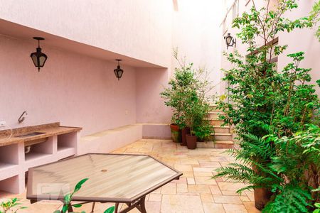 Casa à venda com 400m², 4 quartos e 4 vagas Casa à venda com 400m², 4 quartos e 4 vagasChurrasqueira