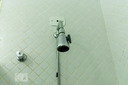 Casa à venda com 400m², 4 quartos e 4 vagas Casa à venda com 400m², 4 quartos e 4 vagasBanheiro Social - Chuveiro