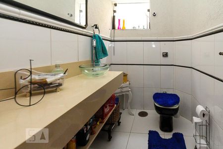 Casa à venda com 400m², 3 quartos e 3 vagas Casa à venda com 400m², 3 quartos e 3 vagasLavabo