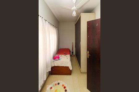 Casa à venda com 400m², 3 quartos e 3 vagas Casa à venda com 400m², 3 quartos e 3 vagasQuarto 01