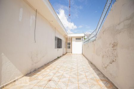 Casa à venda com 214m², 3 quartos e 3 vagas Casa à venda com 214m², 3 quartos e 3 vagasarea