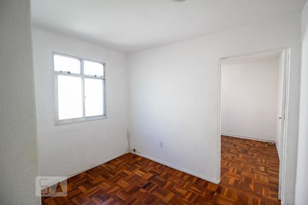 Sala de apartamento para alugar com 2 quartos, 57m² em Todos Os Santos, Rio de Janeiro