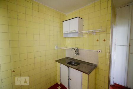 Cozinha de apartamento para alugar com 2 quartos, 57m² em Todos Os Santos, Rio de Janeiro