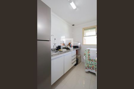 Apartamento à venda com 44m², 1 quarto e 1 vaga Apartamento à venda com 44m², 1 quarto e 1 vagaCozinha e área de serviço