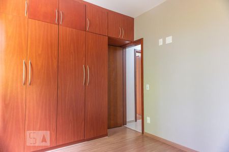 Apartamento à venda com 110m², 3 quartos e 3 vagas Apartamento à venda com 110m², 3 quartos e 3 vagasQuarto 1