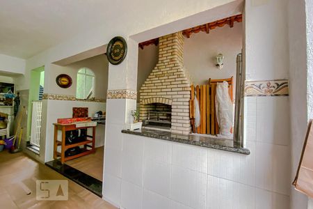 Casa à venda com 328m², 4 quartos e 6 vagasÁrea comum - Churrasqueira