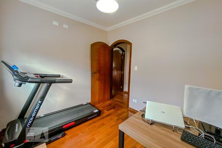 Casa à venda com 328m², 4 quartos e 6 vagasEscritorio 2