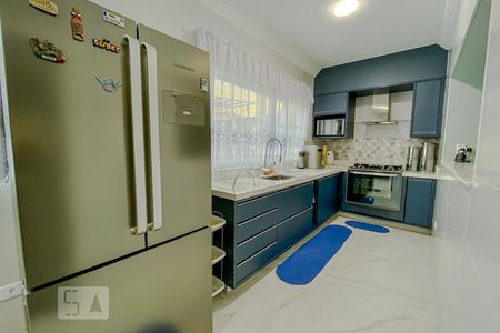 Casa à venda com 328m², 4 quartos e 6 vagasCozinha