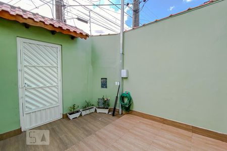 Casa à venda com 328m², 4 quartos e 6 vagasQuintal