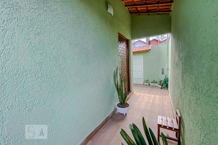 Casa à venda com 328m², 4 quartos e 6 vagasEntrada