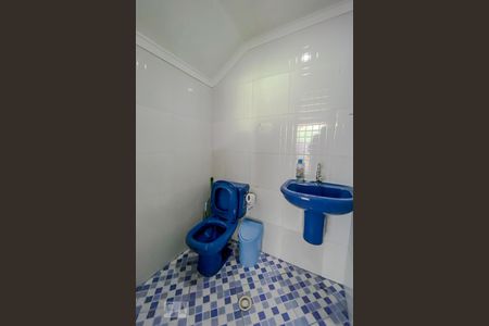 Casa à venda com 328m², 4 quartos e 6 vagasLavabo 2