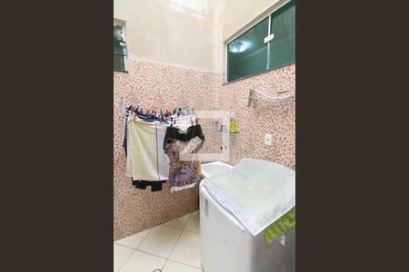 Casa à venda com 170m², 3 quartos e 4 vagasVaranda