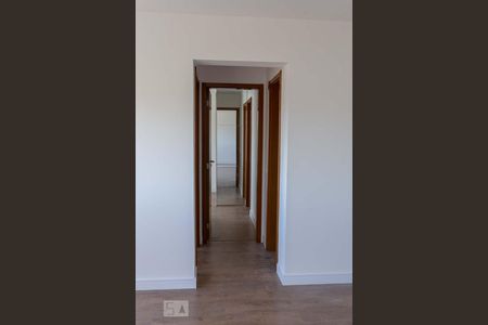 Corredor de apartamento à venda com 2 quartos, 65m² em Tristeza, Porto Alegre