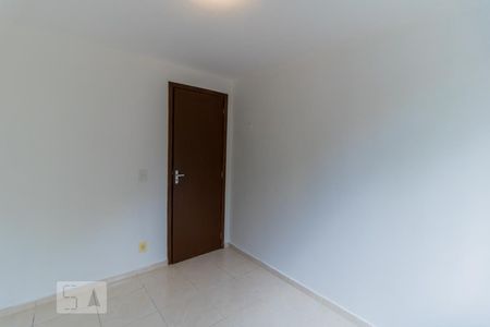 Quarto 1 de apartamento à venda com 2 quartos, 50m² em Vila Carmosina, São Paulo