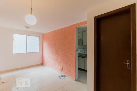 Sala de apartamento à venda com 2 quartos, 50m² em Vila Carmosina, São Paulo