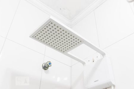 Apartamento à venda com 55m², 2 quartos e 1 vagaChuveiro