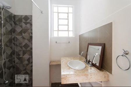Studio à venda com 34m², 1 quarto e sem vaga Studio à venda com 34m², 1 quarto e sem vagaBanheiro