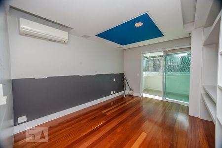 Apartamento à venda com 500m², 4 quartos e 4 vagas Apartamento à venda com 500m², 4 quartos e 4 vagasQuarto da Suíte 4