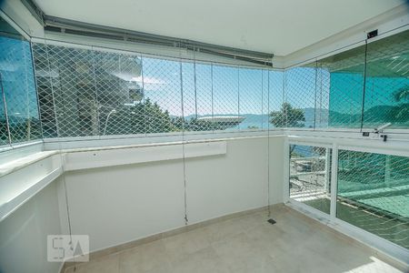 Apartamento à venda com 500m², 4 quartos e 4 vagas Apartamento à venda com 500m², 4 quartos e 4 vagasVaranda do Quarto da Suíte 4