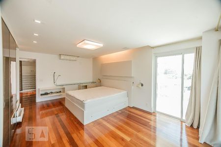 Apartamento à venda com 500m², 4 quartos e 4 vagas Apartamento à venda com 500m², 4 quartos e 4 vagasQuarto da Suíte Principal