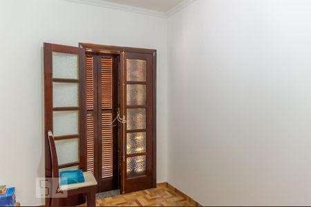 Casa à venda com 270m², 3 quartos e 3 vagas Casa à venda com 270m², 3 quartos e 3 vagasQuarto 1