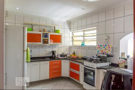 Casa à venda com 270m², 3 quartos e 3 vagas Casa à venda com 270m², 3 quartos e 3 vagasCozinha
