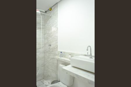 Casa à venda com 126m², 2 quartos e 2 vagasBanheiro