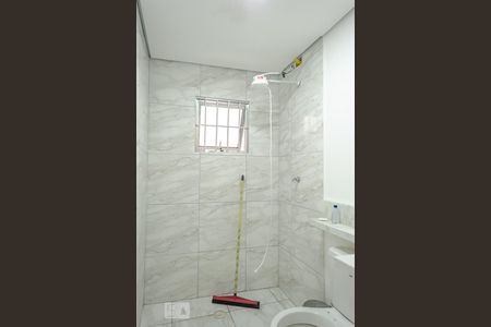 Casa à venda com 126m², 2 quartos e 2 vagasBanheiro