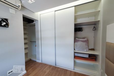 Apartamento à venda com 41m², 1 quarto e 1 vagaQuarto 