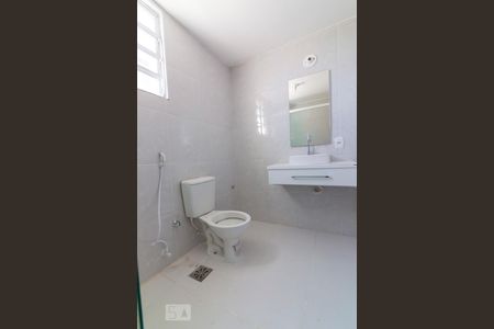 Apartamento à venda com 78m², 2 quartos e 2 vagas Apartamento à venda com 78m², 2 quartos e 2 vagasBanheiro da Suíte