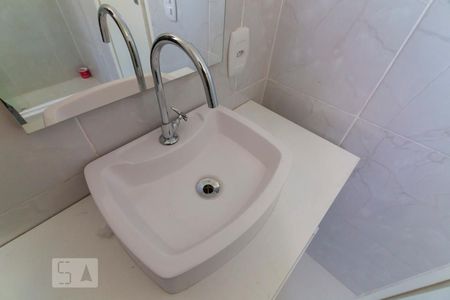 Apartamento à venda com 78m², 2 quartos e 2 vagas Apartamento à venda com 78m², 2 quartos e 2 vagasBanheiro da Suíte
