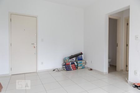 Sala de apartamento para alugar com 1 quarto, 51m² em Gonzaga, Santos