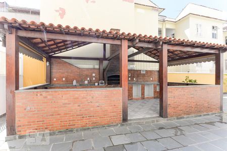 Apartamento à venda com 82m², 2 quartos e 1 vagaÁrea comum