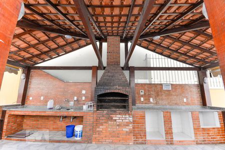 Apartamento à venda com 82m², 2 quartos e 1 vagaÁrea comum