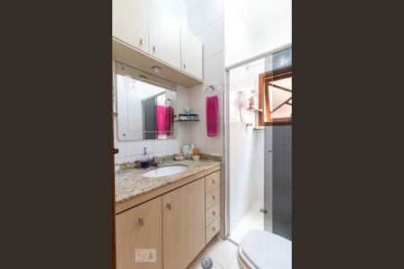 Casa à venda com 183m², 3 quartos e 2 vagasBanheiro quarto 3 suíte