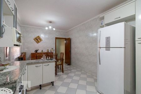 Casa à venda com 183m², 3 quartos e 2 vagasCozinha