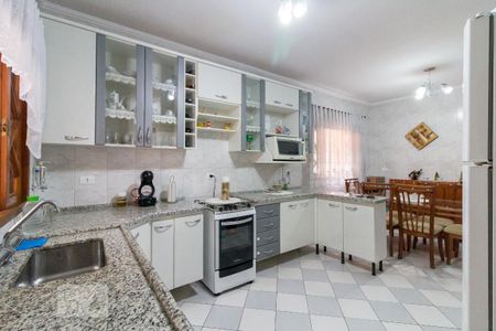 Casa à venda com 183m², 3 quartos e 2 vagasCozinha