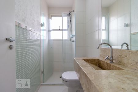 Apartamento à venda com 178m², 2 quartos e 2 vagas Apartamento à venda com 178m², 2 quartos e 2 vagasBanheiro da Suíte