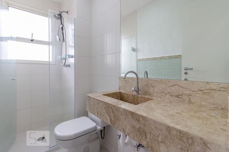 Apartamento à venda com 178m², 2 quartos e 2 vagas Apartamento à venda com 178m², 2 quartos e 2 vagasBanheiro da Suíte