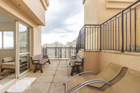 Apartamento à venda com 178m², 2 quartos e 2 vagas Apartamento à venda com 178m², 2 quartos e 2 vagasÁrea Externa