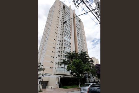 Apartamento à venda com 136m², 3 quartos e 2 vagas Apartamento à venda com 136m², 3 quartos e 2 vagasFachada